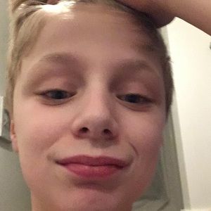 Meet your Posher, Logan